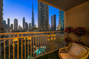 FIRST CLASS Studio Full Burj Khalifa View
